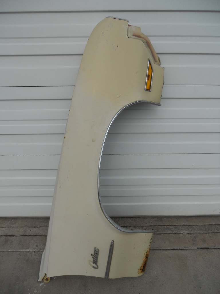 1970 Oldsmobile Cutlass right fender Larry Camuso's West Coast